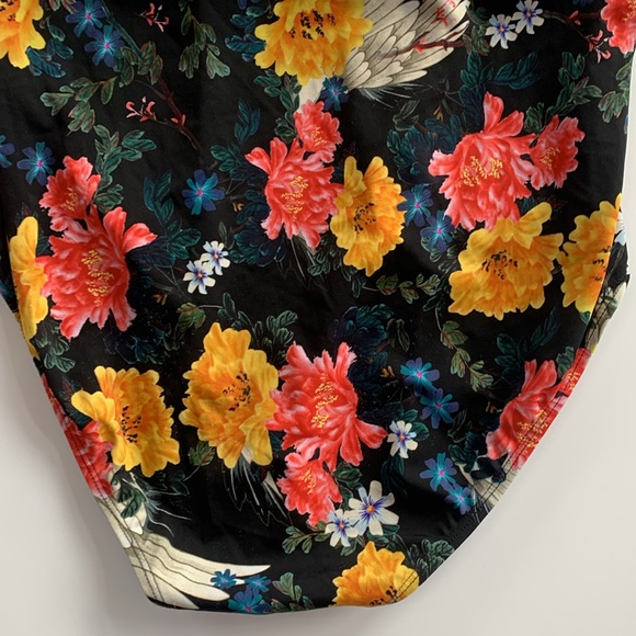 Torrid wings & floral peplum vixen collection swimsuit \ plus size 2x - Picture 9 of 10